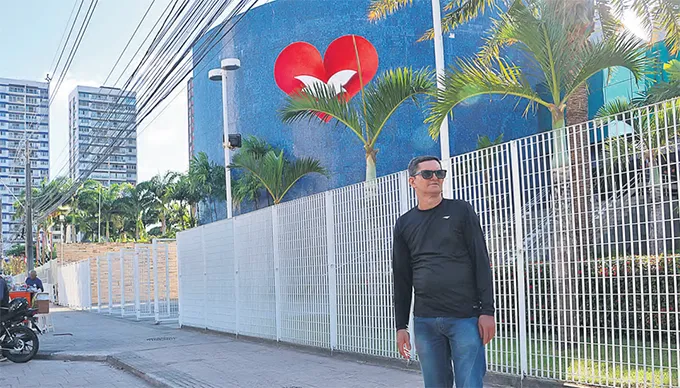 Manoel Rodrigo diz que a "doao" foi o "pior erro" que j cometeu em toda vida. Ele quer abrir um novo negcio (TAYLINNE BARRET/DP FOTO)
