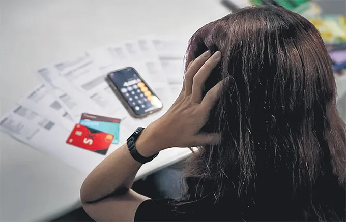 Aproximadamente um milho de pessoas limpariam o nome com menos de R$ 100 (TAYLINNE BARRET/ARQUIVO DP)
