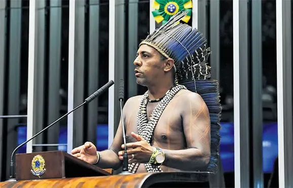 Prefeito nega qualquer participao com os fatos investigados e fala em perseguio (JANE DE ARAJO/AGNCIA SENADO)