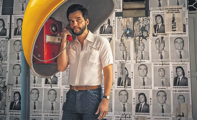 Wagner Moura protagoniza o filme, ambientado em 1977 (VICTOR JUC/DIVULGAO)