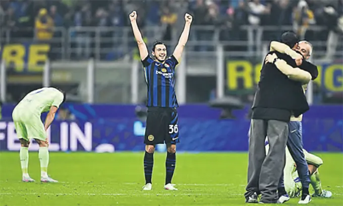 Time italiano carimbou vaga para a grande deciso (MARCO BERTORELLO/AFP)