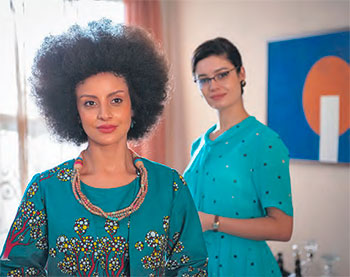 Gabriela Correa e Sophie Charlotte so as protagonistas (H2O/DIVULGAO)