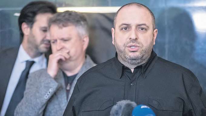 Ministro da Defesa, Rumstev Umerov, foi responsvel por chefiar delegao ucraniana (KEMAL ASLAN/AFP)