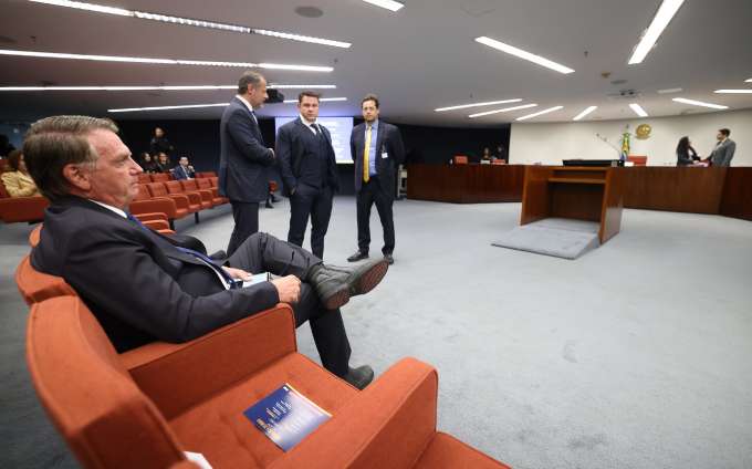 Ex-presidente Jair Bolsonaro e outros sete acusados fazem parte do ncleo crucial (ANTONIO AUGUSTO/STF)