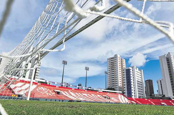 Em parcial divulgada ontem, mais de 15 mil ingressos j foram vendido para o jogo decisivo (RAFAEL VIEIRA/DP FOTO)