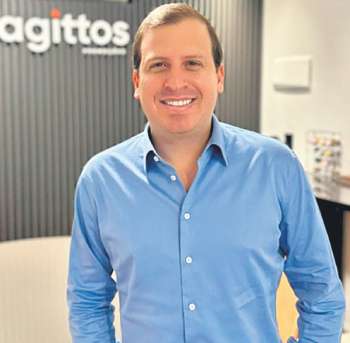 Saulo, de 34 anos, estaria foragido e vivendo nos EUA (Reproduo/Redes sociais)