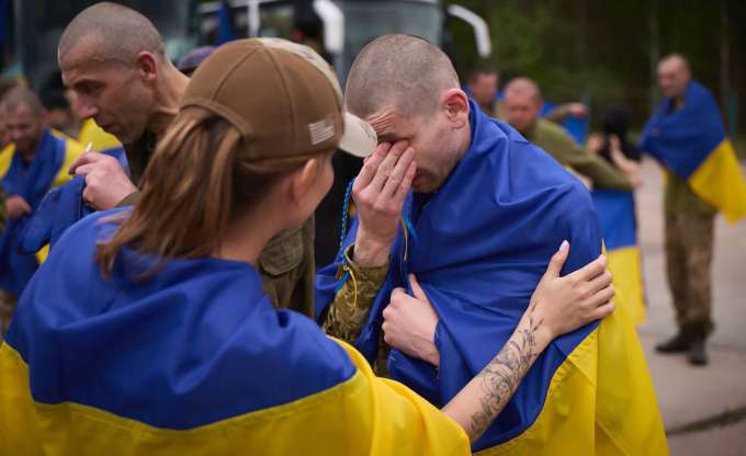 Troca de prisioneiros entre Rssia e Ucrnia foi a maior desde o incio do conflito (AFP)
