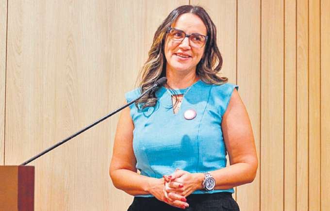 Para Priscila Lapa, "o espao da mulher no  respeitado" (NANDO CHIAPPETTA/ALEPE)