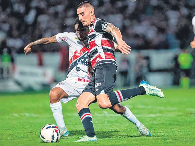 Semana passada, em jogo no Arruda, o Santa bateu o mesmo Ferrovirio-CE, por 3x1 (RAFAEL VIEIRA/DP FOTO)