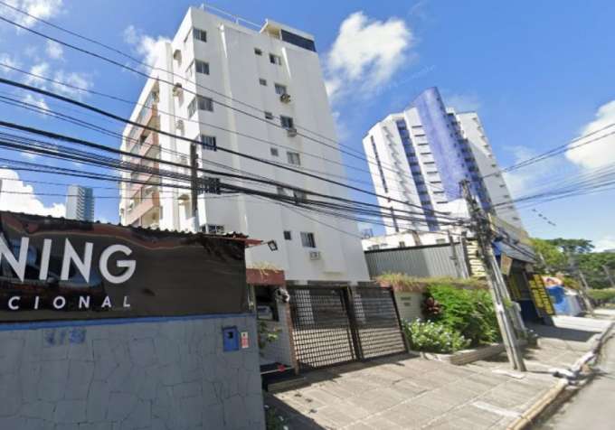 Imvel est sem "condies de habitabilidade" (GOOGLE STREET VIEW/REPRODUO)