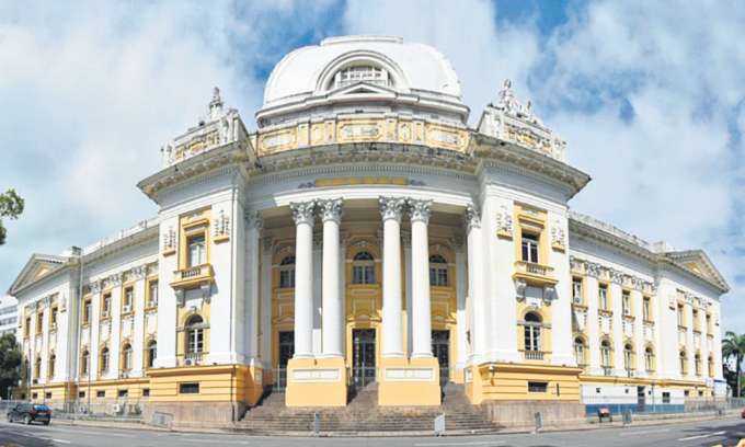 O Tribunal solicita que, quem for contatado, faa um boletim de ocorrncia na Polcia (DIVULGAO/TJPE)