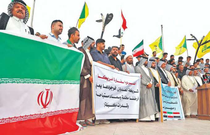 Apoiadores participam de uma reunio na cidade de Nasiriyah, no sul do Iraque (ASAAD NIAZI/AFP)