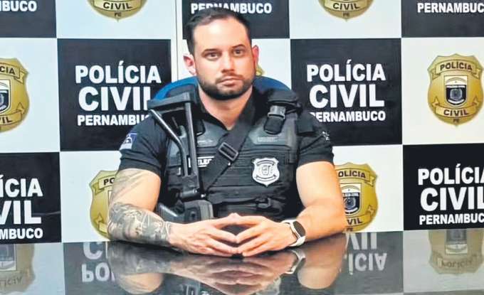 Aps atirar no rapaz, Braga teria deixado o local em uma viatura da Polcia Civil (DIVULGAO/PCPE)
