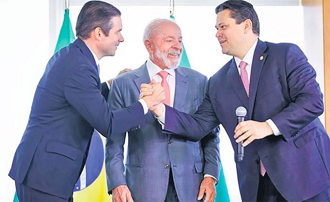 Lula aposta na liberao dos recursos para pavimentar a relao com o Legislativo (VINICIUS SCHMIDT/METRPOLES)