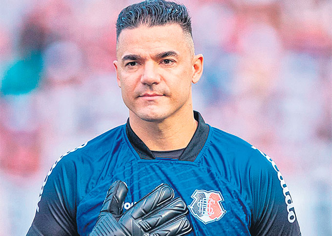 Um dos reforos "padro SAF", Felipe Alves vem sendo vaiado pela torcida (RAFAEL VIEIRA/DP)