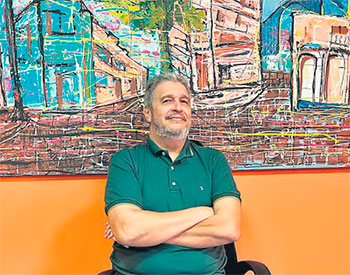 Aos poucos, jornalista retoma atividades profissionais (MARCOS LEANDRO/DP)