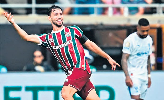 Martinelli abriu o placar para o Fluminense com um golao aos 40 do primeiro tempo (PAUL ELLIS/AFP)