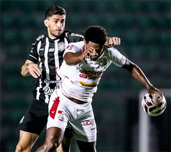 Em jogo duro, o Nutico apenas empatou sem gols (LEO PIVA FOTO/DIVULGAO)