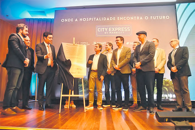 Hotel lanado ontem faz parte de complexo com empresarial e centro de compras (LO CALDAS/DIVULGAO)