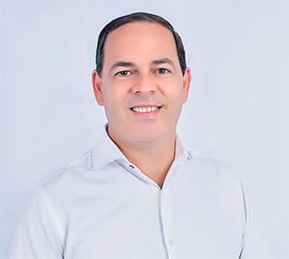 Prefeito tem subido com frequncia ao palco do evento (DIVULGAO)