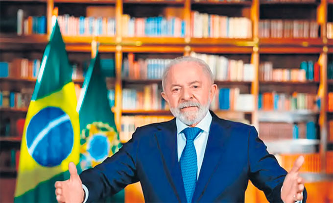 Mandatrio defendeu o dilogo com a sociedade para enfrentar impactos econmicos (DIVULGAO/PR)