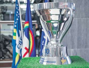 FPF tenta uma frmula, clubes sugerem outros modelos e situao est indefinida (RAFAEL VIEIRA/DP FOTO)