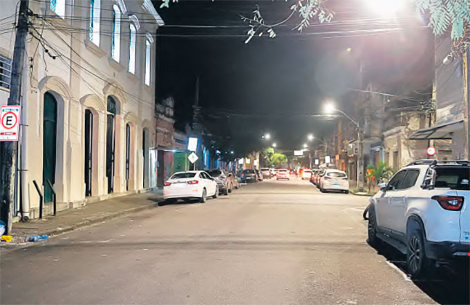 O local onde ficava o trailer, logo depois, estava vazio (CRYSLI VIANA/DP FOTO)