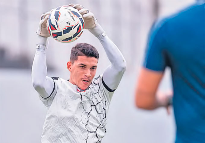 Jovem Rokenedy falhou no jogo de ida ante o Sergipe (RAFAEL VIEIRA/DP FOTO)