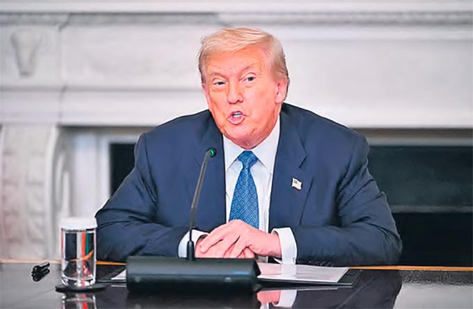 Trump: "Seria 1929 de novo, uma grande depresso" (ANDREW CABALLERO-REYNOLDS/AFP)