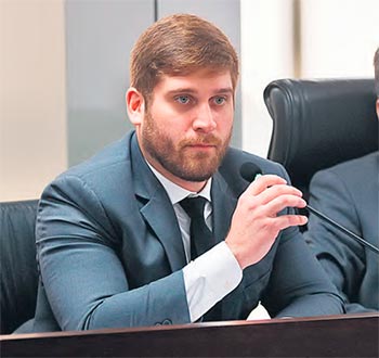 Oliveira disse estar confiante para aprovao amanh (MARINA TORRES/DP FOTO)